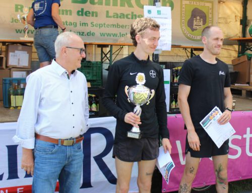Lauf- und Walkingfest für die ganze Familie – 47. Lauf „Rund um den Laacher See mit dem 18. PSD Bank-Cup“ – Hornissenschwarm attackiert Sportler